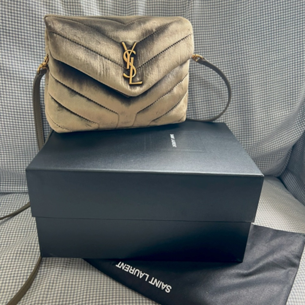 Toy Loulou in Quilted Velvet
